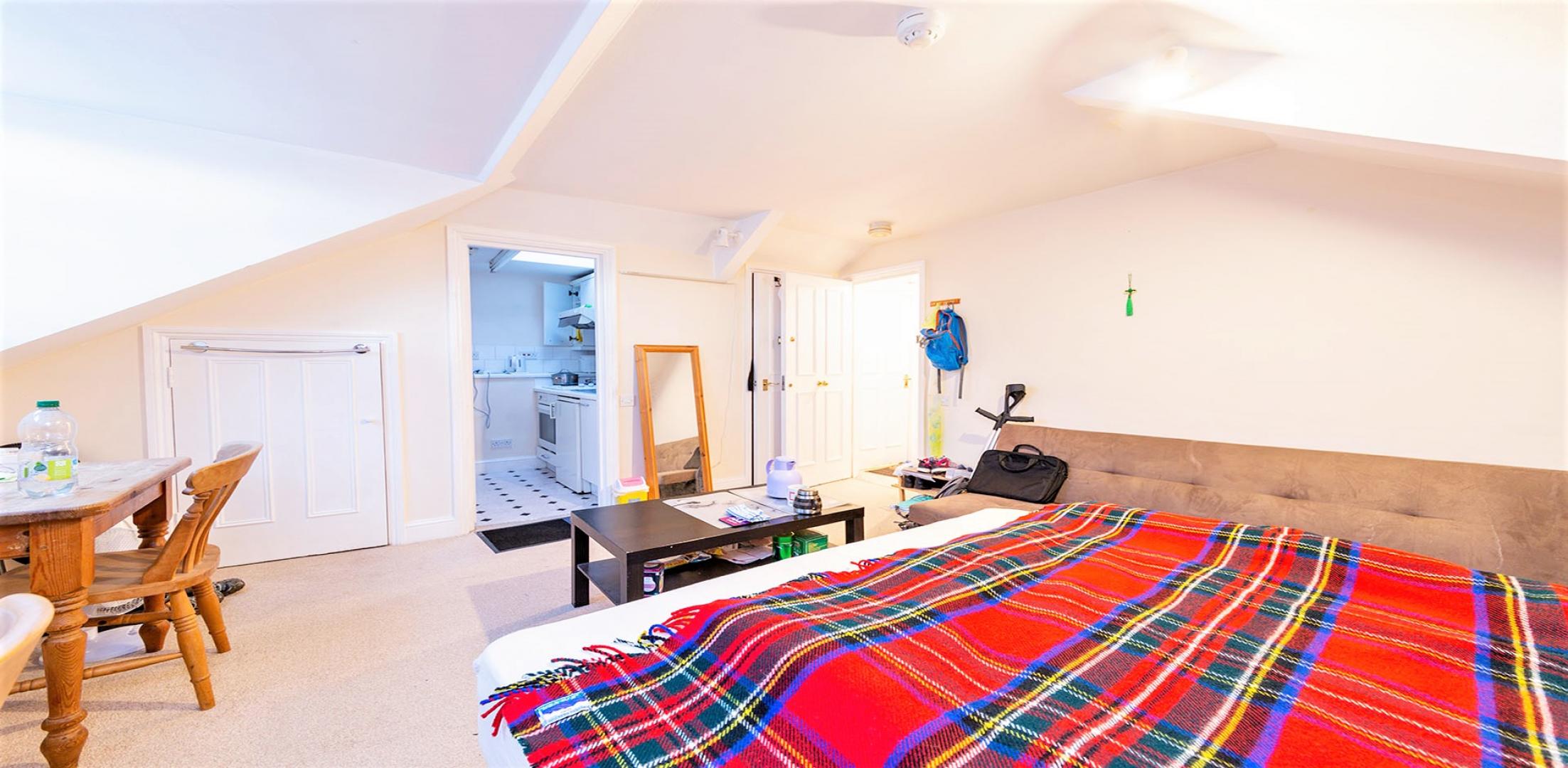 Modern Self Contained Studio Warwick Avenue, Little Venice